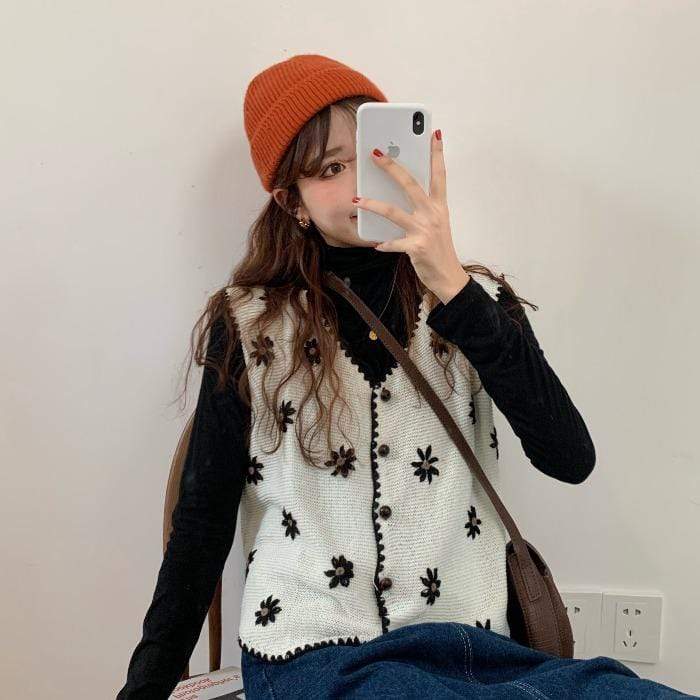 Women's Korean Fashion Vintage Floral Knitted Vests And Pure Color Long  Sleeved Undershirts – Kawaiifashion