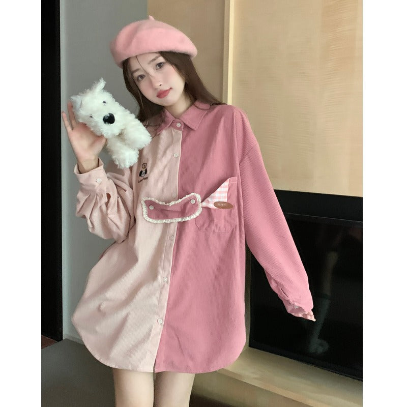 Chemise de couleur contrastée brodée de chien de style coréen pour femmes