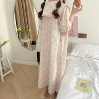 Damen-Pyjama mit Kawaii-Puppenkragen, geblümt und gerüscht
