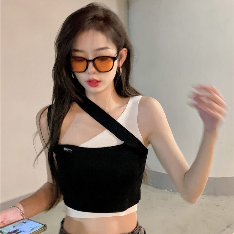 Women's Korean Style Irregular Contrast Color Knitted Tank Top