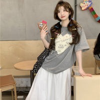 T-shirt da donna con fiocco con stampa cuore Kawaii