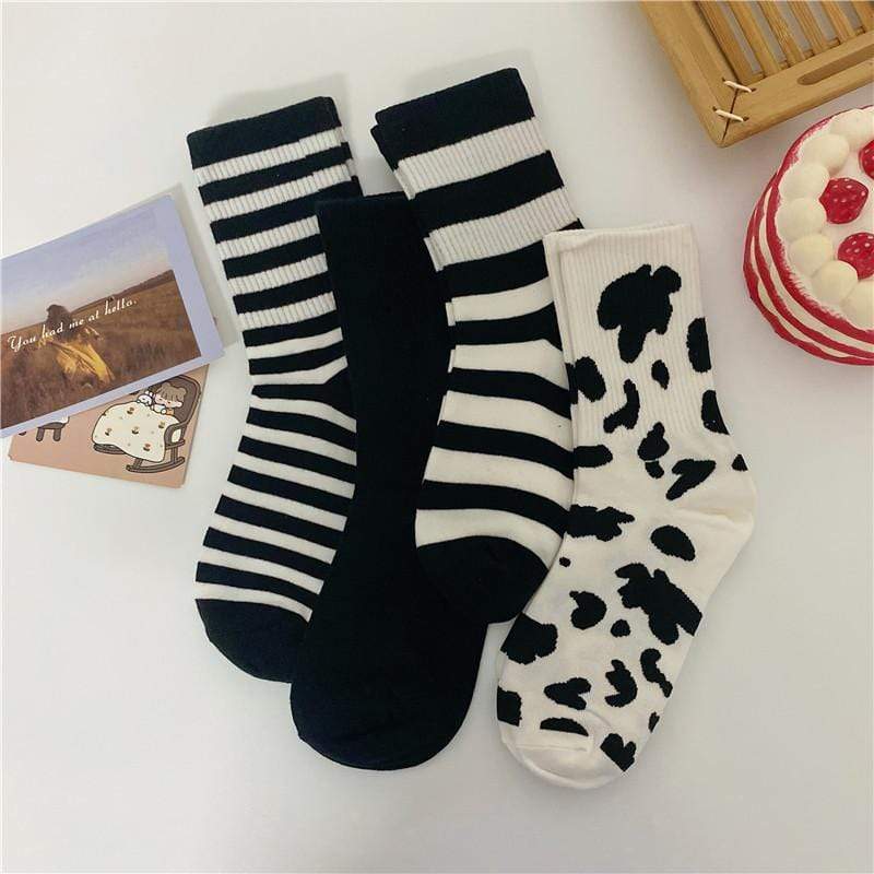 Kawaiifashion As Picture Women's Kawaii Contrast Color Striped And Spotted Stockings Cow Spots(set of 4)