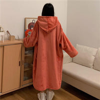 Kawaiifashion orange Damen-Nachtkleider aus süßem Samt in reiner Farbe mit Kapuze und Taschen