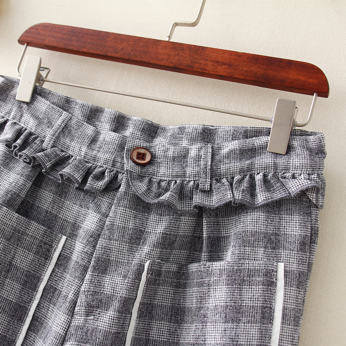 Kawaiifashion Pantalon droit à carreaux de couleur contrastée décontractée pour femmes avec deux poches