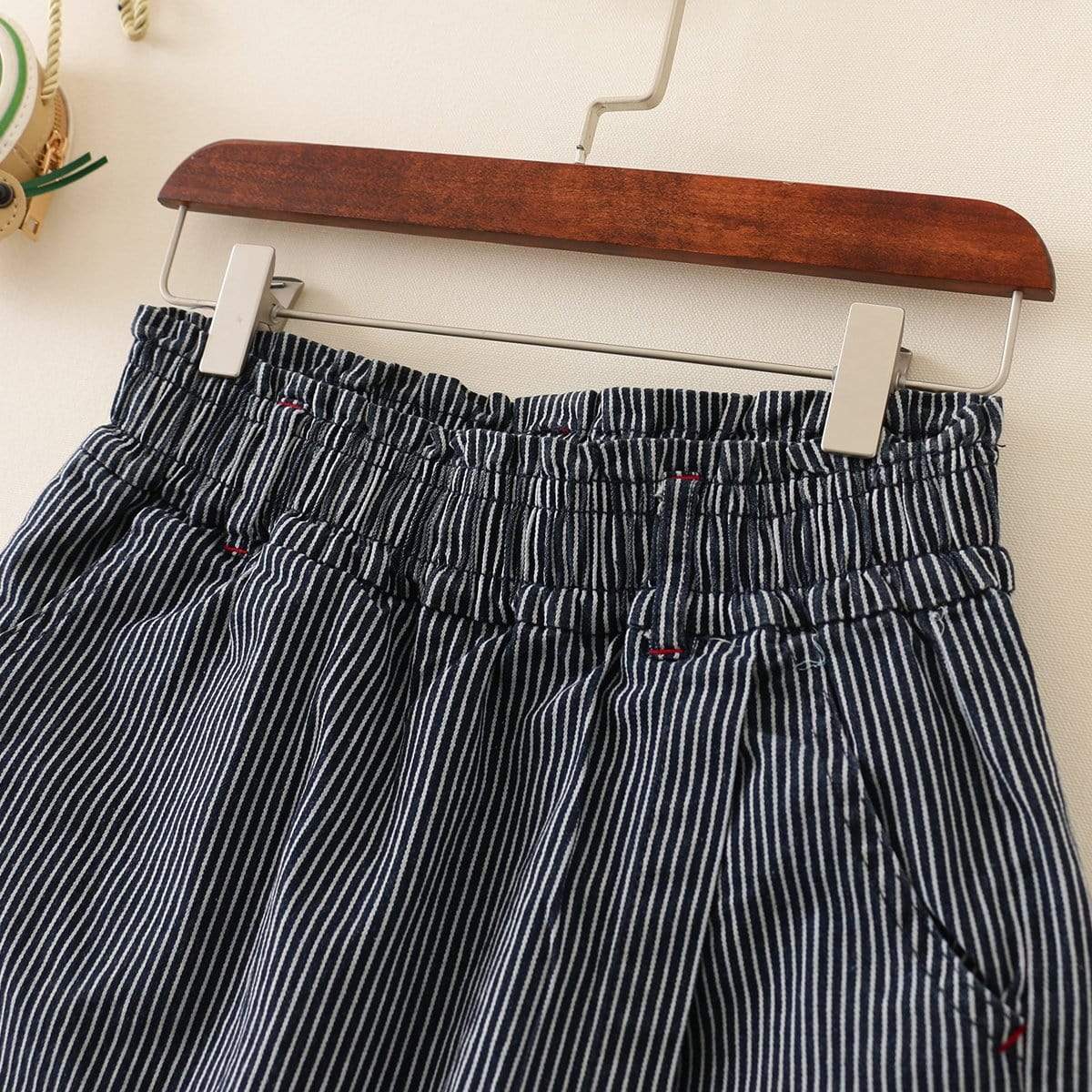 Kawaiifashion Shorts de culotte a rayas de color en contraste informal para mujer