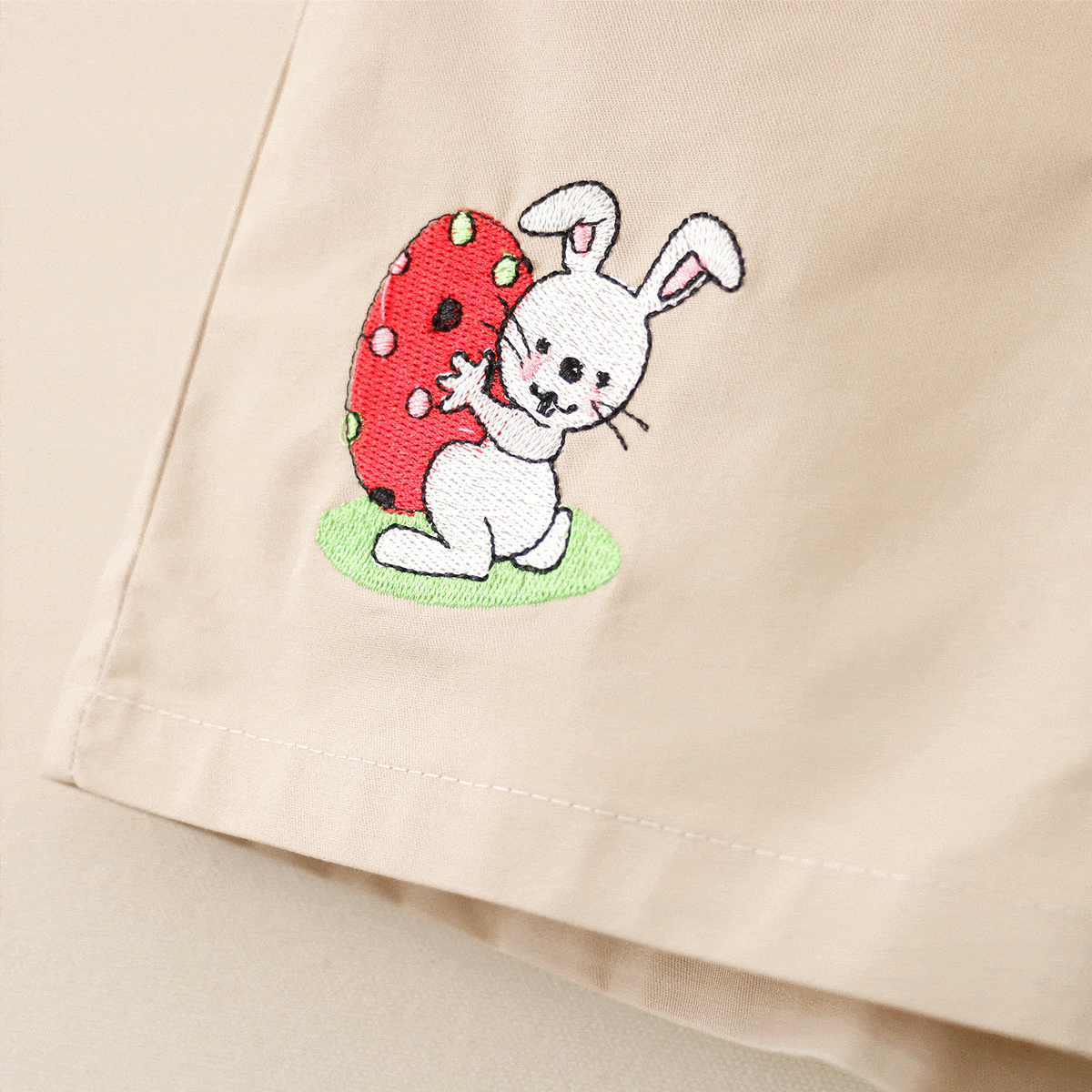 Kawaiifashion Women's Korean Fashion Rabbit Embroidered Fifth Pants