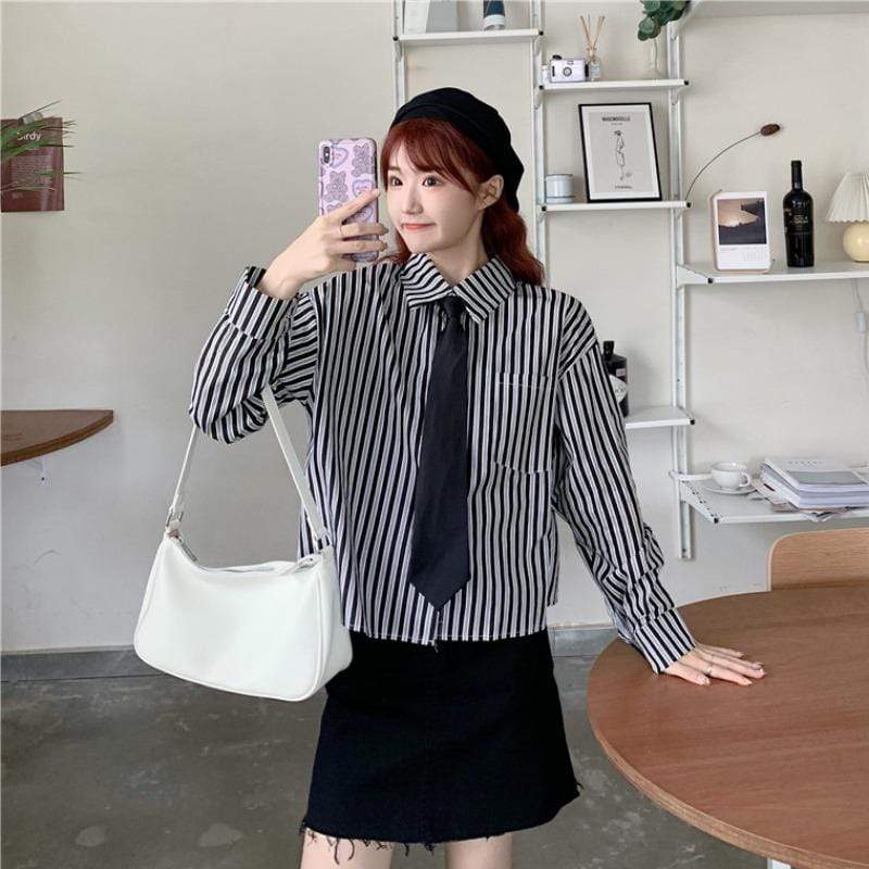 Women's Vertical Stripes Long Sleeved Shirts With Tie-Kawaiifashion