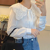 Kobine WHITE / F Women's Cute Doll Collar Floral Embroidered Shirt